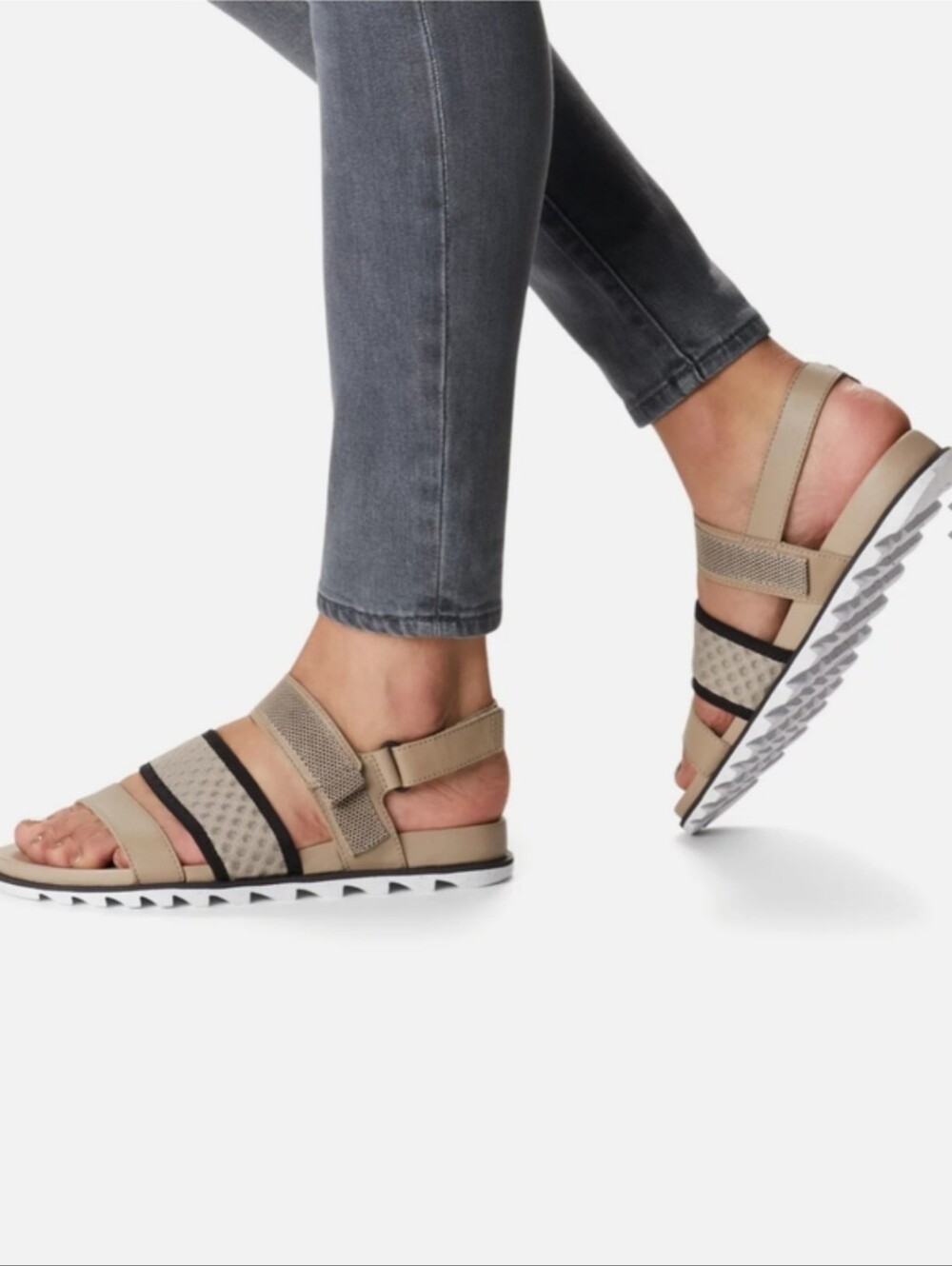 Excellent Like New Pair Of Sorel Roaming Decon Genuine Leather Slingback Sandals